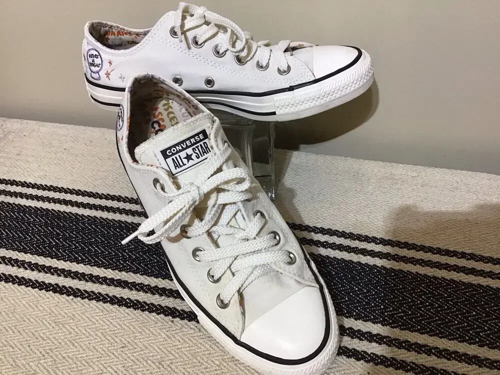 Converse Chuck Taylor All Star Mystic World Women’s Sz 8 Sneakers SKU 572426F